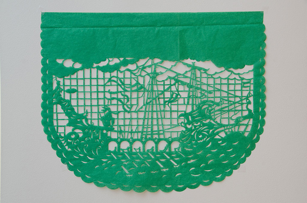 Kathleen Trenchard, Papel Picado