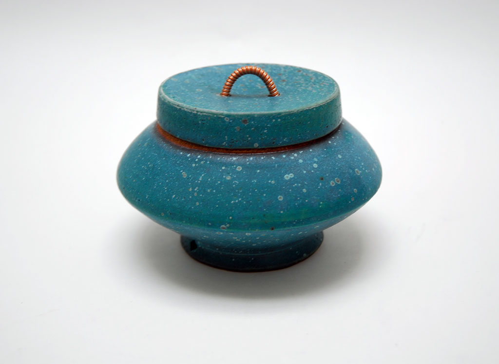 Jeff Oestreich , Covered Jar, 2013. Madison Metro photograph