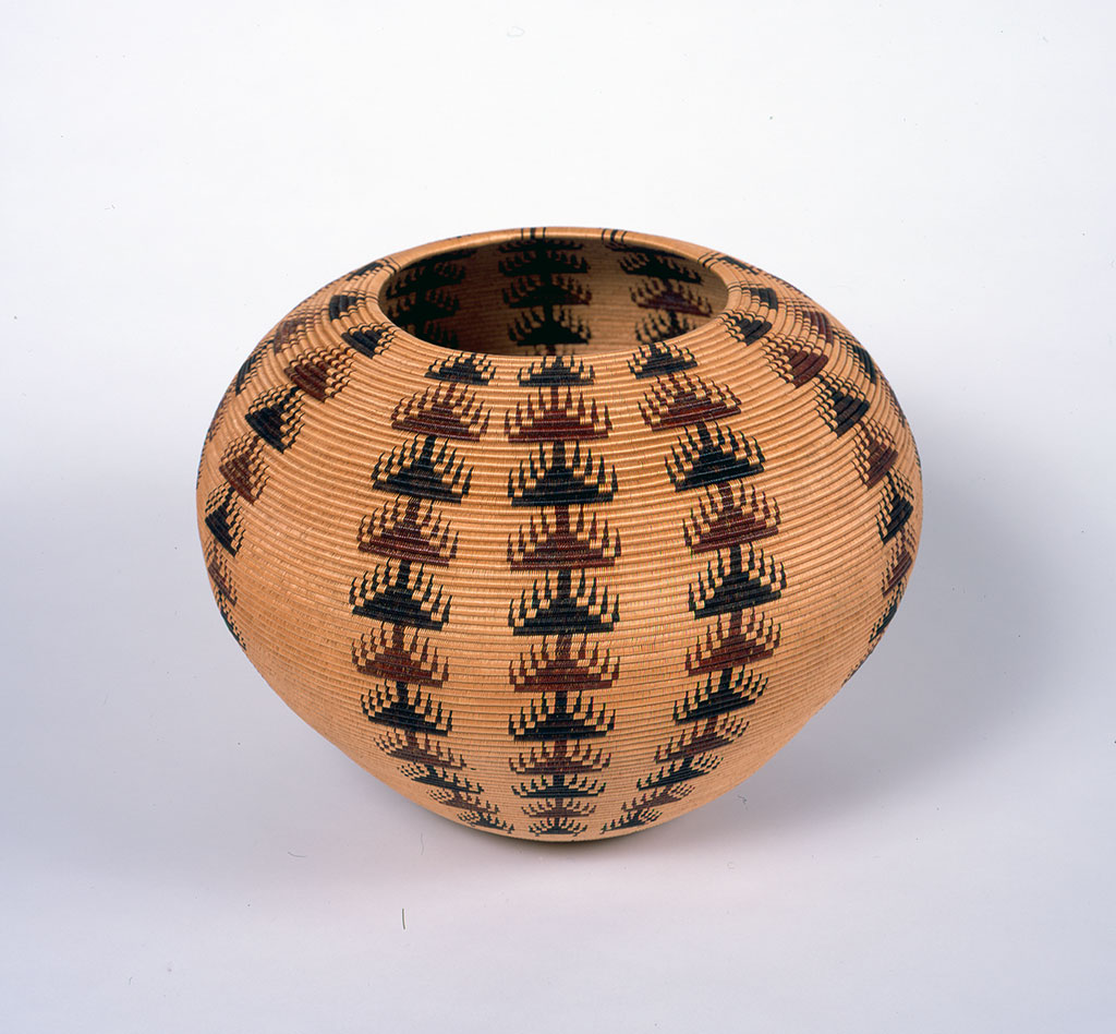 Louisa Keyser, Degikup Basket, 1918 