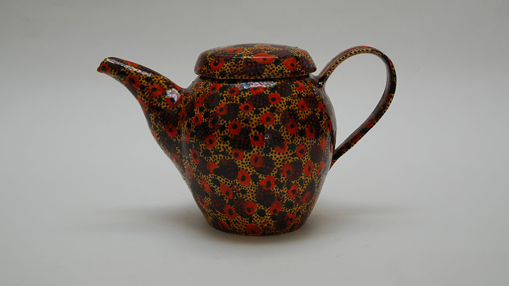 Gail Kendall, Teapot, 2014. Madison Metro photograph