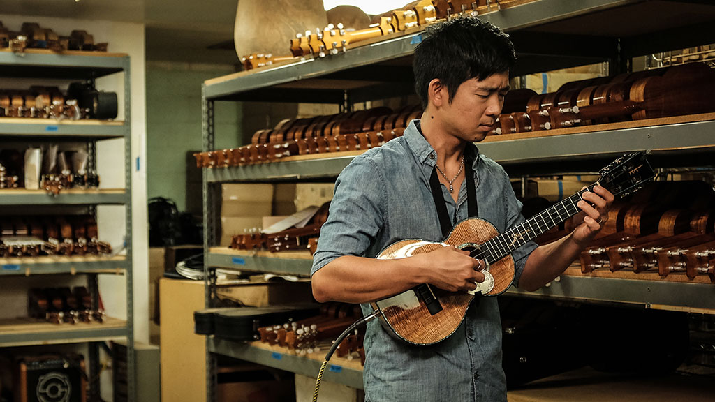 Jake Shimabukuro. Mark Markley photograph