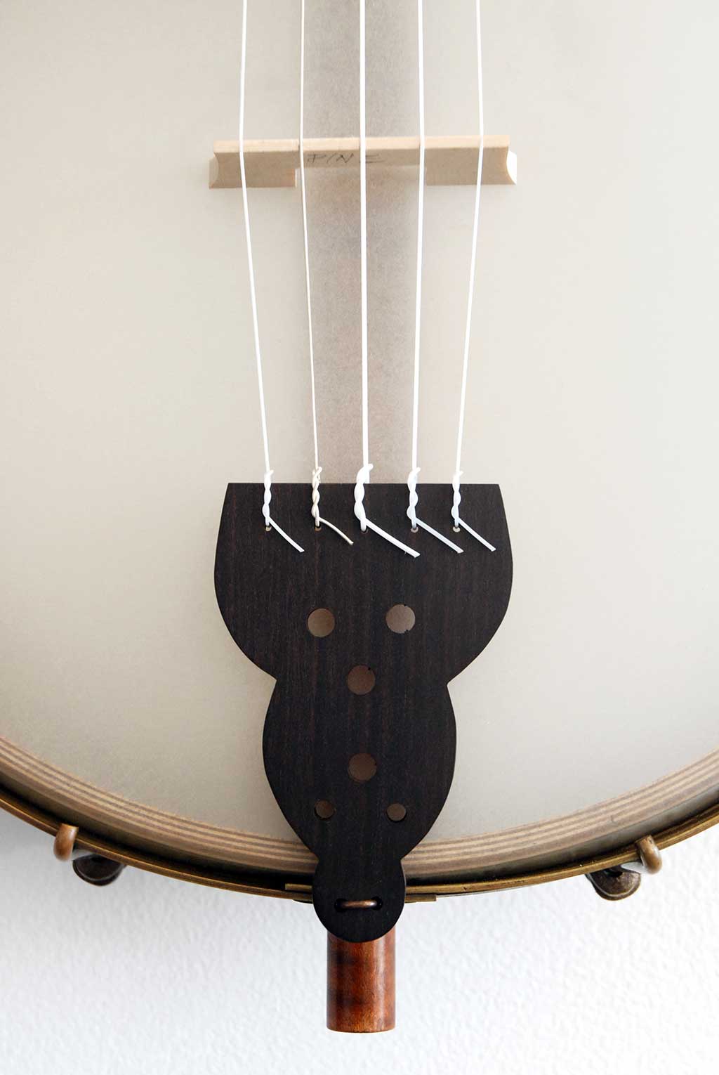 James J. Hartel, Levi Brown Minstrel Banjo Reproduction (detail), 2015