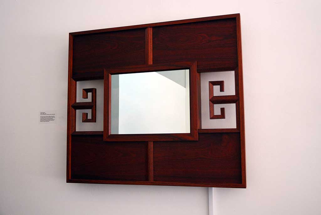 Wendy Maruyama, Mirror Mirror, 2007. Pau Ferro, bloodwood, 2-way mirror, video components
