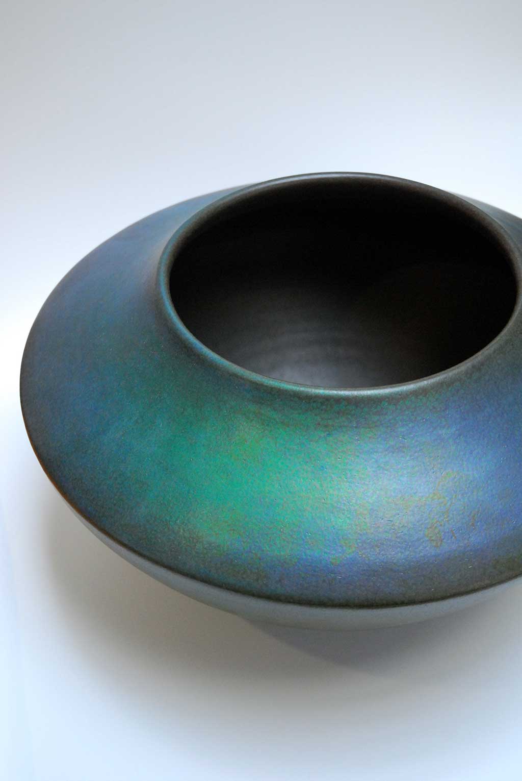 Pewabic, Moderne Vase