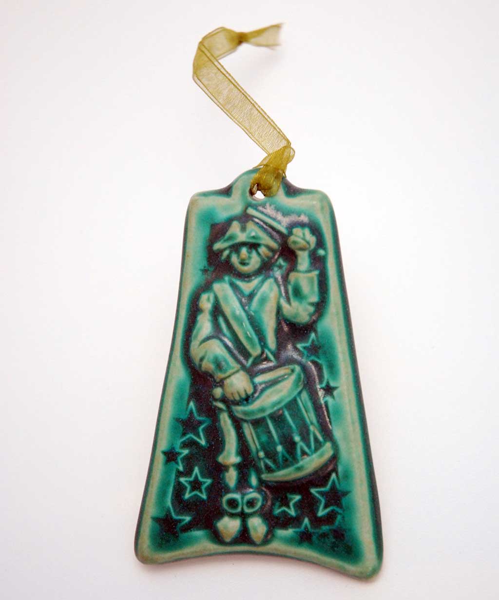 Pewabic, 12 Days of Christmas ornament (12 Drummers Drumming)