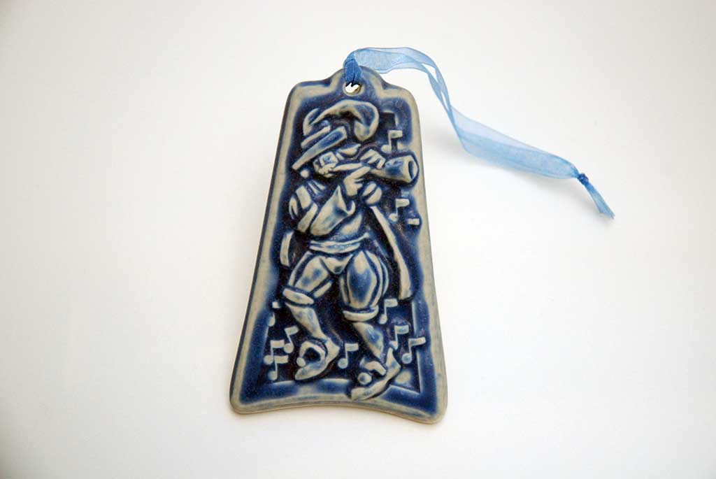 Pewabic, 12 Days of Christmas ornament (11 Pipers Piping)