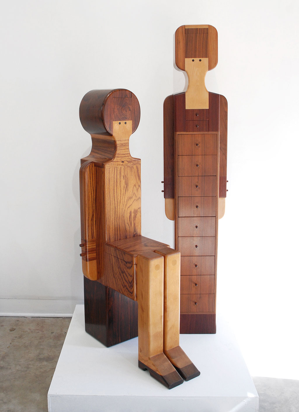 Made to Play, Pamela Weir-Quiton, Georgie Girl Seat and Chest of Drawers, 1970 (left). Sloopy Chest of Drawers, 1966 (right), Craft in America