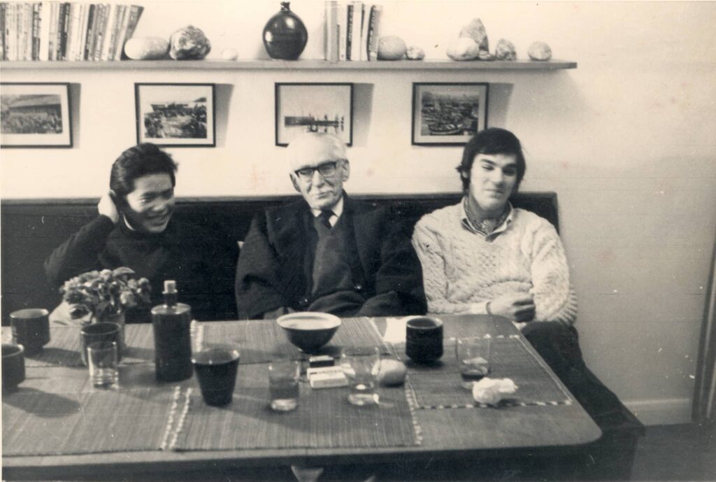 (l-r): Shigeyoshi Ichino, Bernard Leach, Jeff Oestreich, 1969. Courtesy of Jeff Oestreich. Craft in America CROSSROADS 