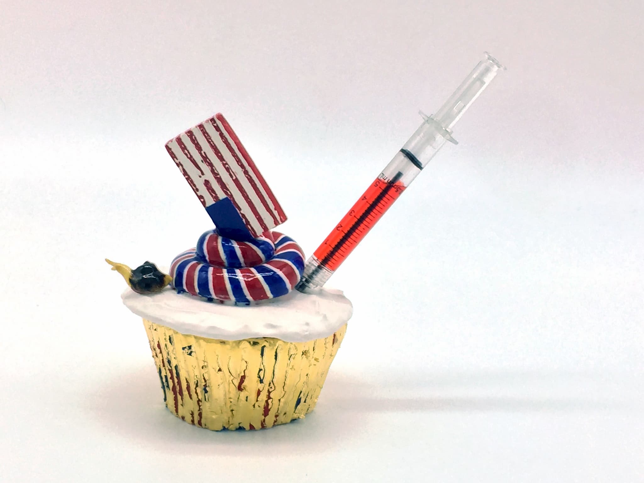 Joan Takayama Ogawa, Hope for a Cure Cupcakes, 2020 Craft in America Center Democracy 2020: Craft & the Election