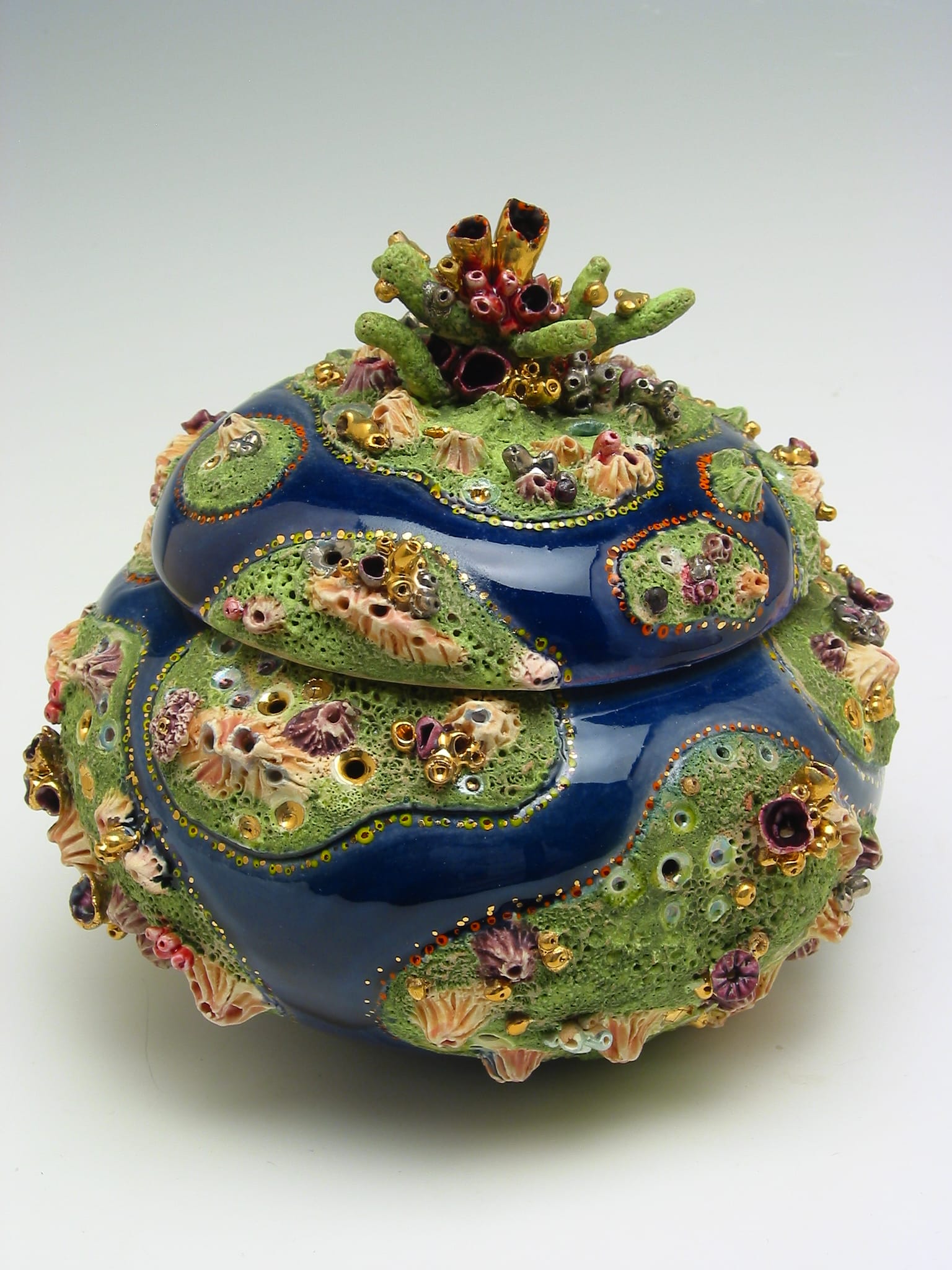 Joan Takayama-Ogawa, Covered Jar, Craft in America