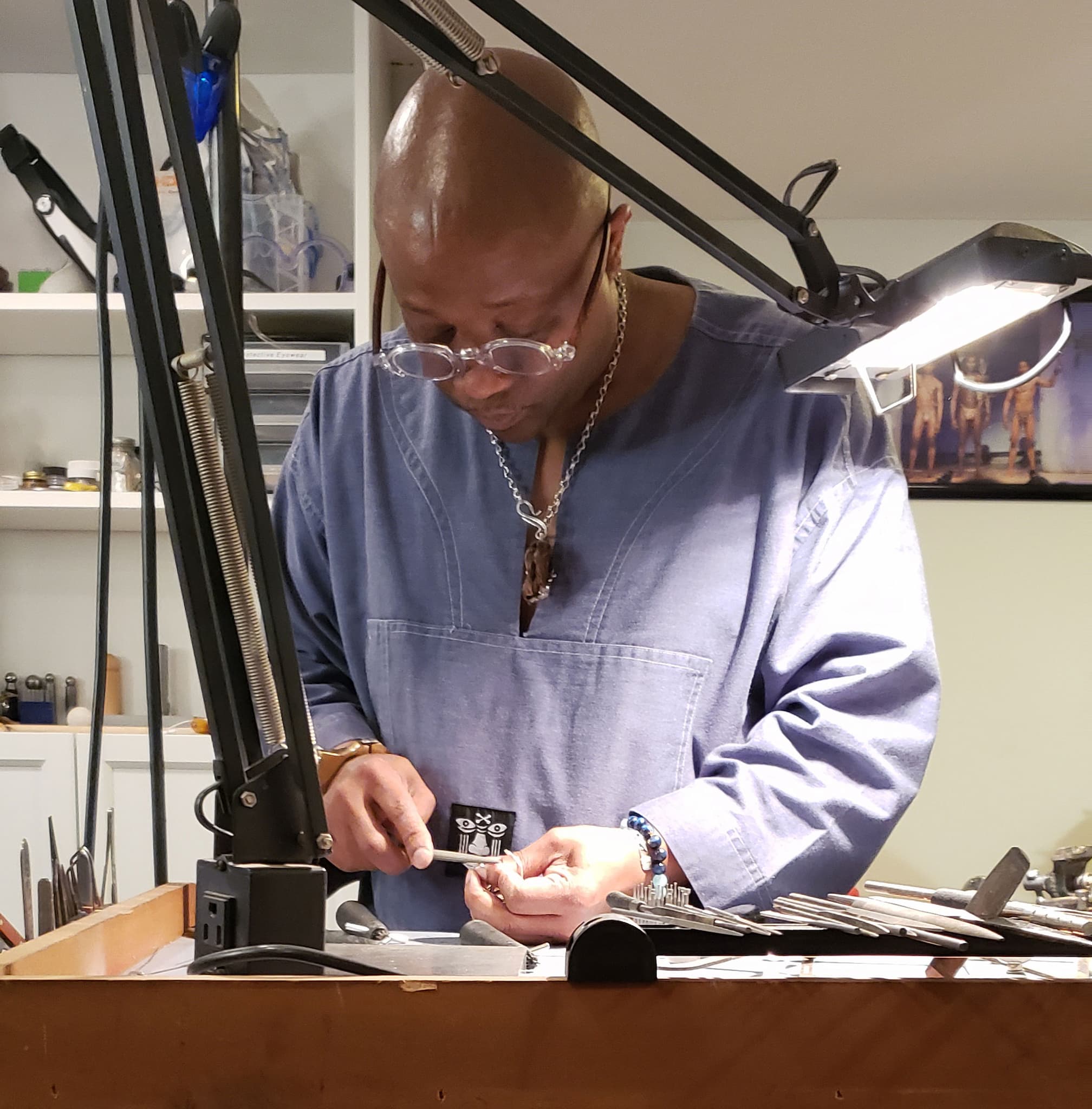 Clyde Johnson. Denise Kang photo. JEWELRY episode of Craft in America