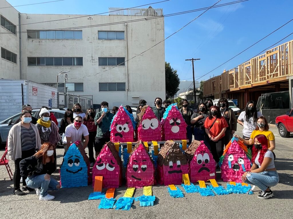 Craft in America, Piñatas, Craft in Schools