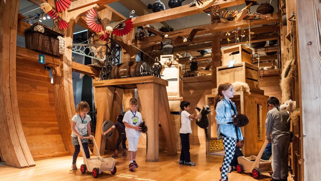 Noah's Ark at Skirball Cultural Center, PLAY, Craft in America