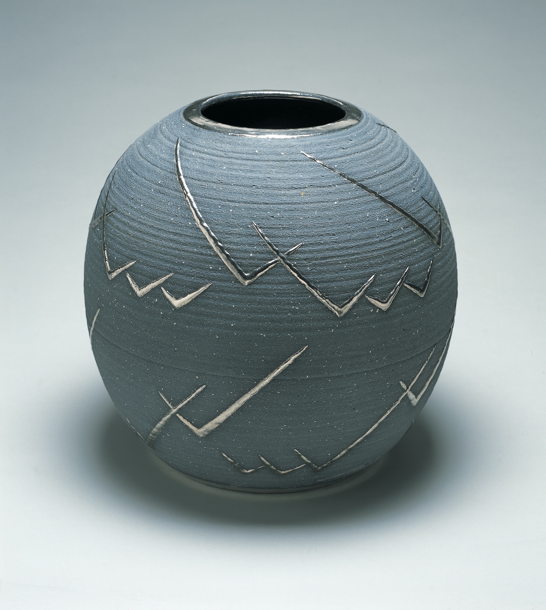 Maija Grotell, vase circa 1943 or earlier from Cranbrook Museum of Art Collection 