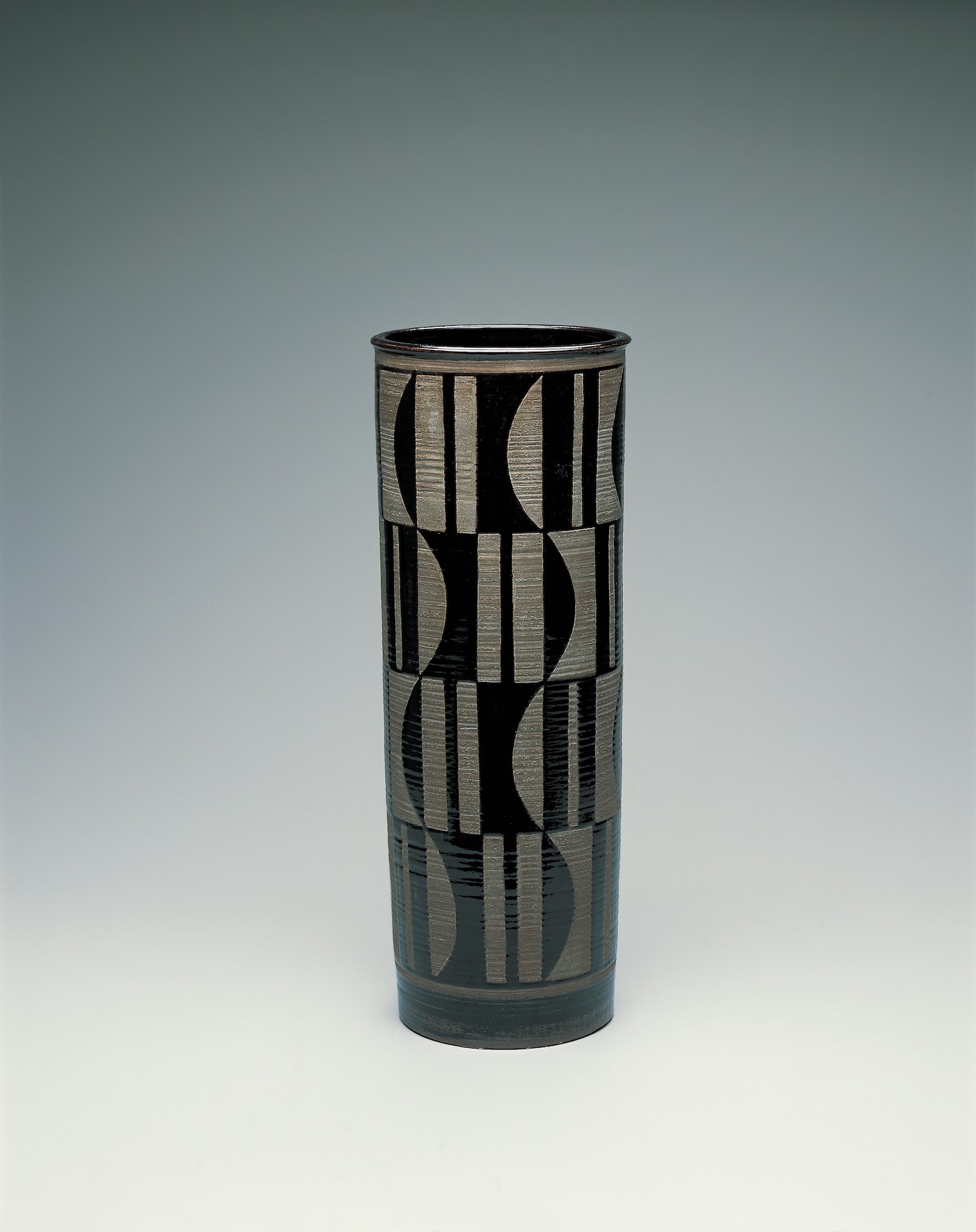 Maija Grotell, vase circa 1940-1942 from Cranbrook Museum of Art collection 