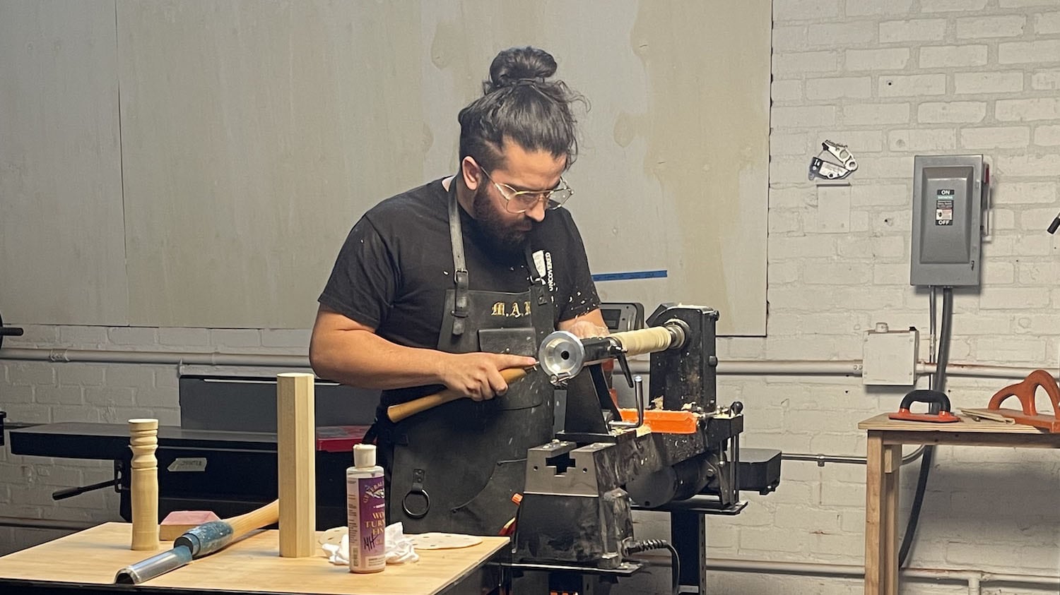 martin alexander turning lathe allied woodshop los angeles california craft video dictionary