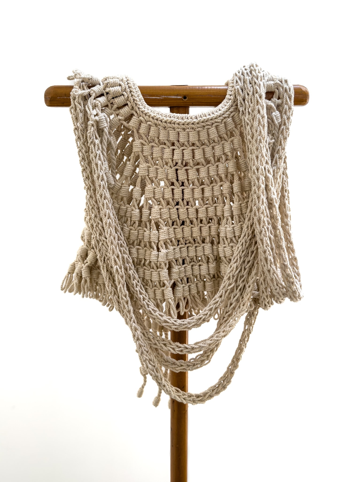 Craft in America Center, Marques Hanalei Marzan, Entwine, 'A'ahu Series #127, 2024