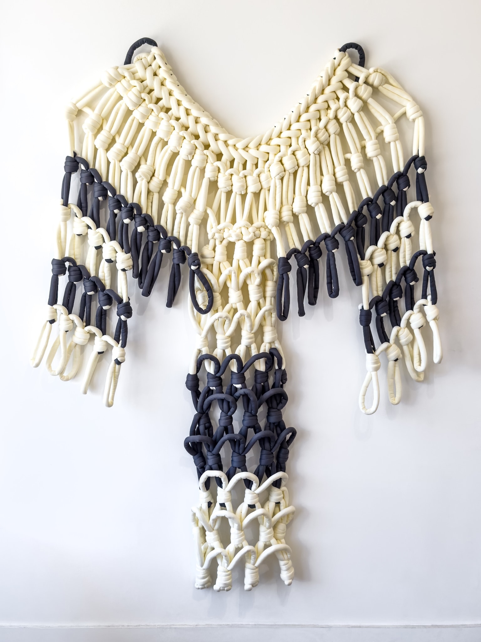 Craft in America Center, Marques Hanalei Marzan, Entwine, 'A'ahu Series #151, 2025