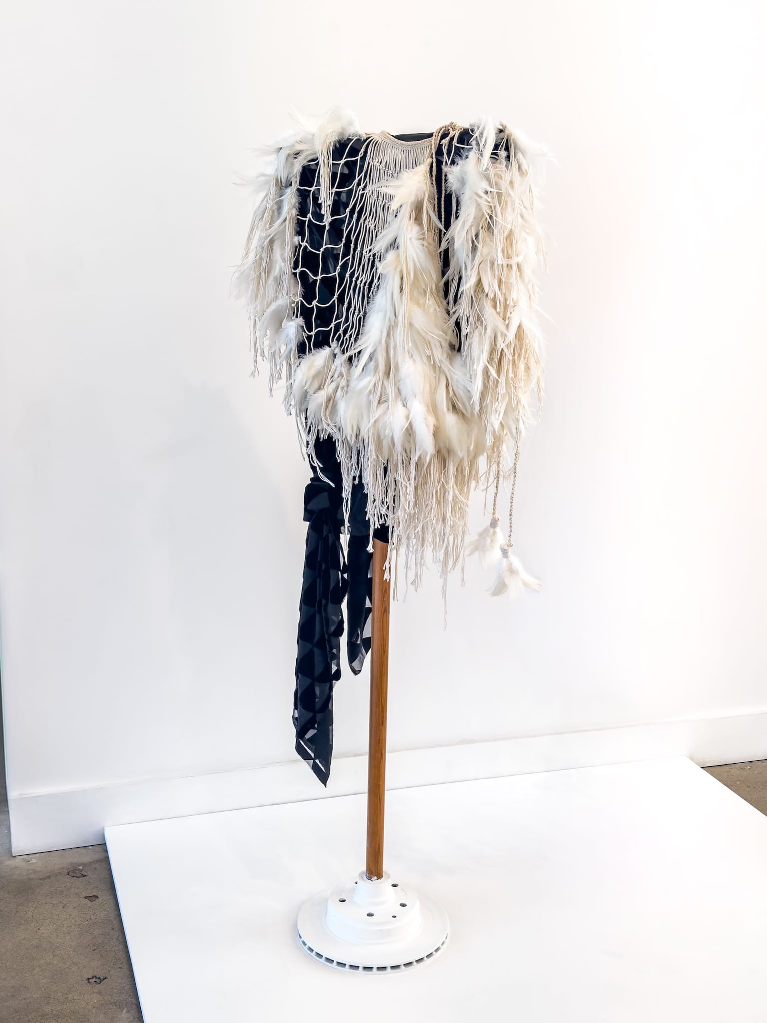 Craft in America Center, Marques Hanalei Marzan, Entwine, 'A'ahu Series #6, 2010