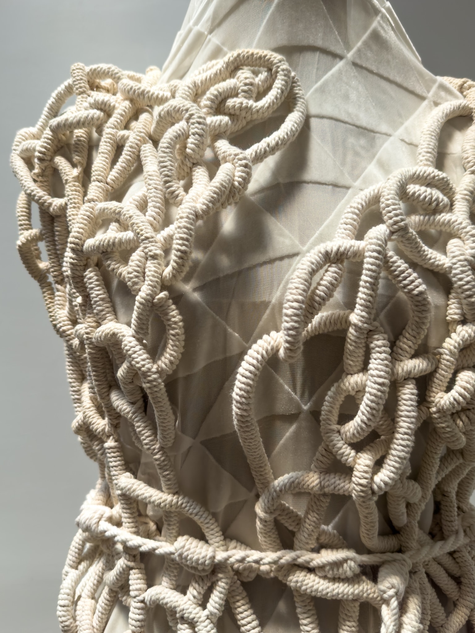 Craft in America Center, Marques Hanalei Marzan, Entwine, 'A'ahu Series #99, detail, 2022