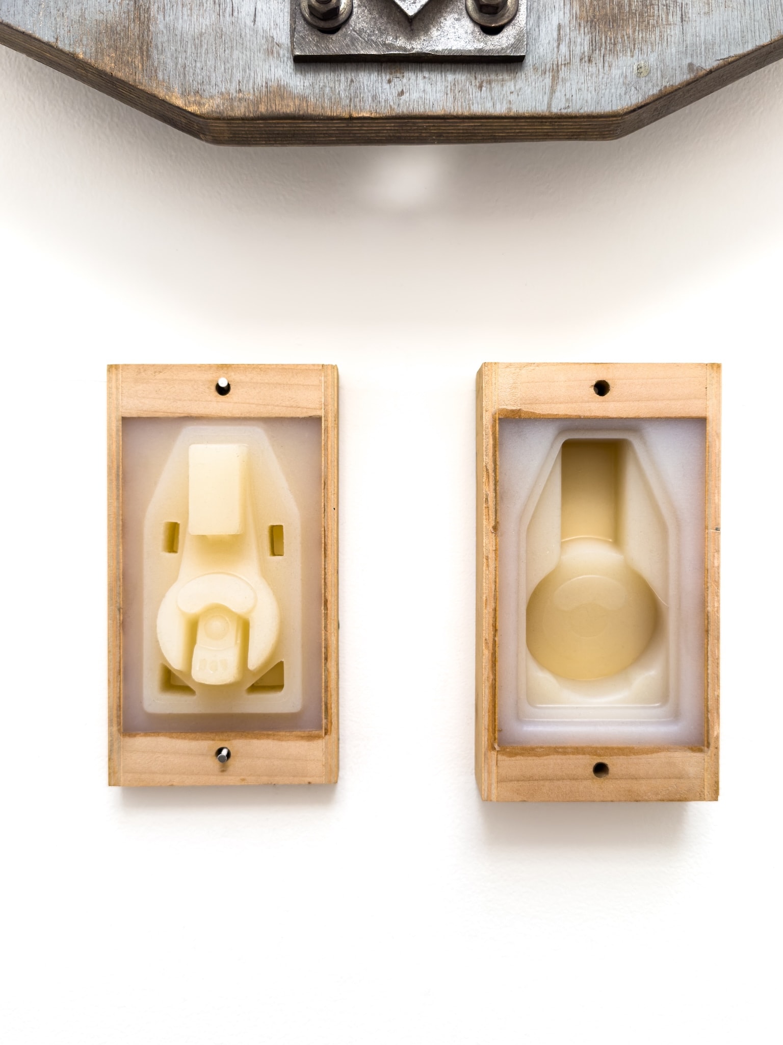 Craft in America Center, Neil Carver, C1 baseplate silicone mold, 1999, Vehicles of Expression